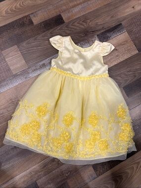 Yellow Girls' Floral Embroidered Formal Dress